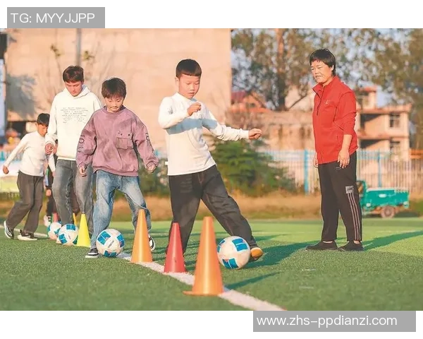 足球妈妈陪伴成长之路让孩子在绿茵场上追逐梦想与快乐